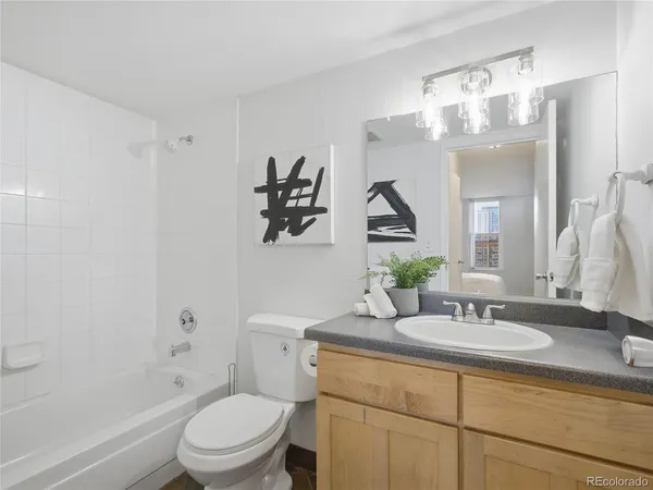 $1,900 | 601 West 11th Avenue, Unit 604, Denver, CO 80204