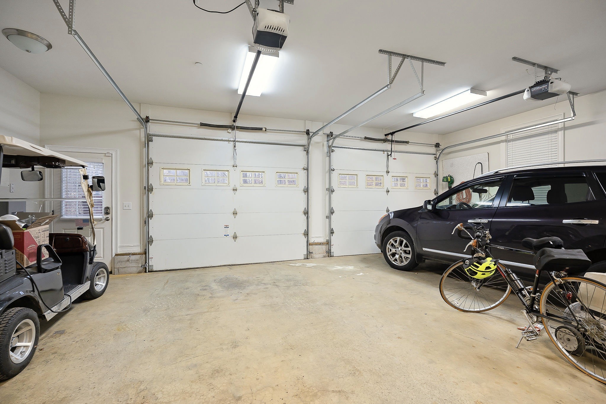 120 Dunrobin Court Sparta, TN 38583 - Photo 34 of 42 a view of parking garage with cars