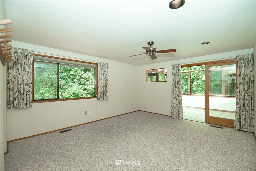 5011 156th Street Southeast Bothell, WA 98012 - Photo 11 of 25