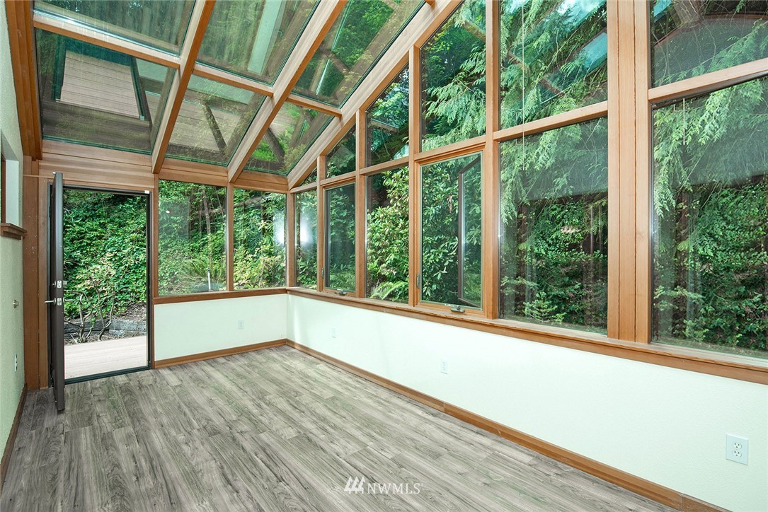 5011 156th Street Southeast Bothell, WA 98012 - Photo 12 of 25