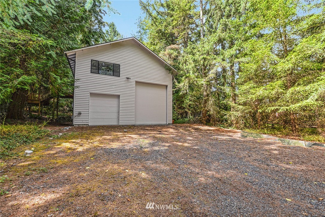 5011 156th Street Southeast Bothell, WA 98012 - Photo 3 of 25