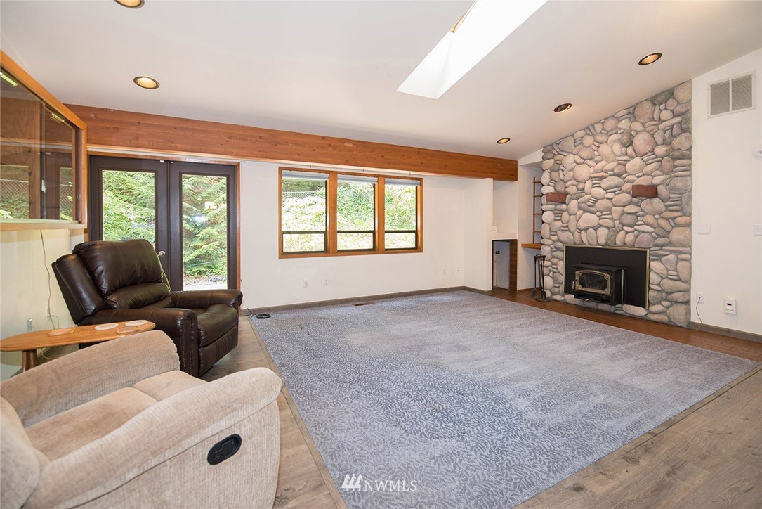 5011 156th Street Southeast Bothell, WA 98012 - Photo 7 of 25
