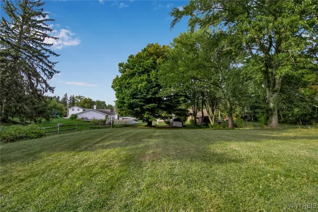 $239,900 | 7338 Rochester Road, Lockport Town, NY 14094