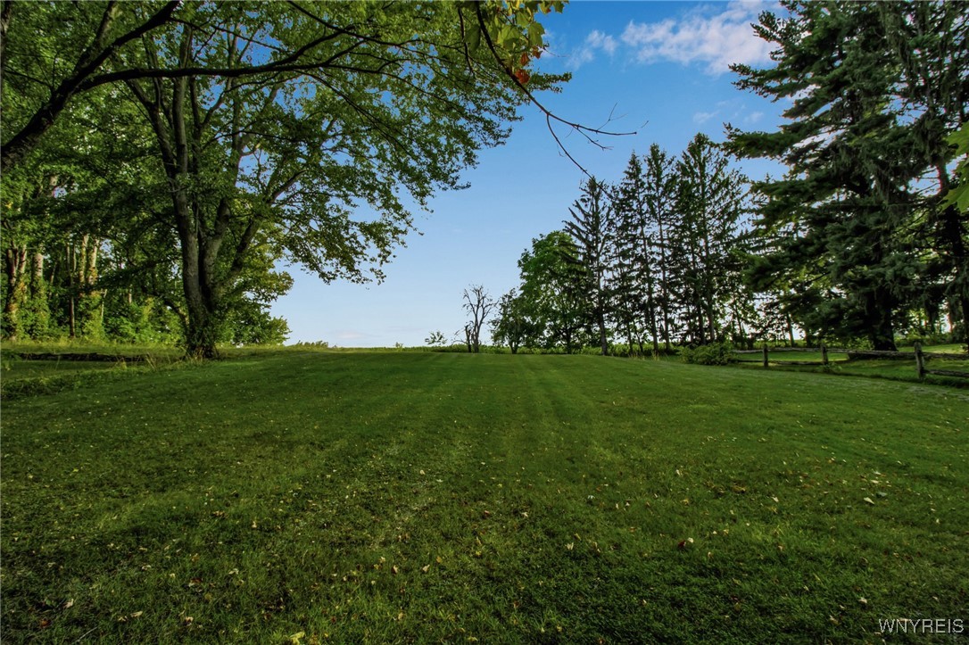 7338 Rochester Road Lockport Town, NY 14094 - Photo 33 of 34