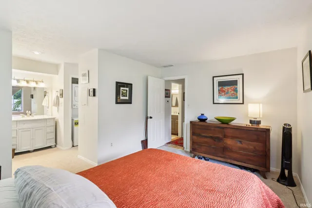 $175,000 | 1364 South College Mall Road, Bloomington, IN 47401