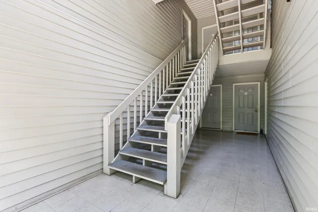 $175,000 | 1364 South College Mall Road, Bloomington, IN 47401