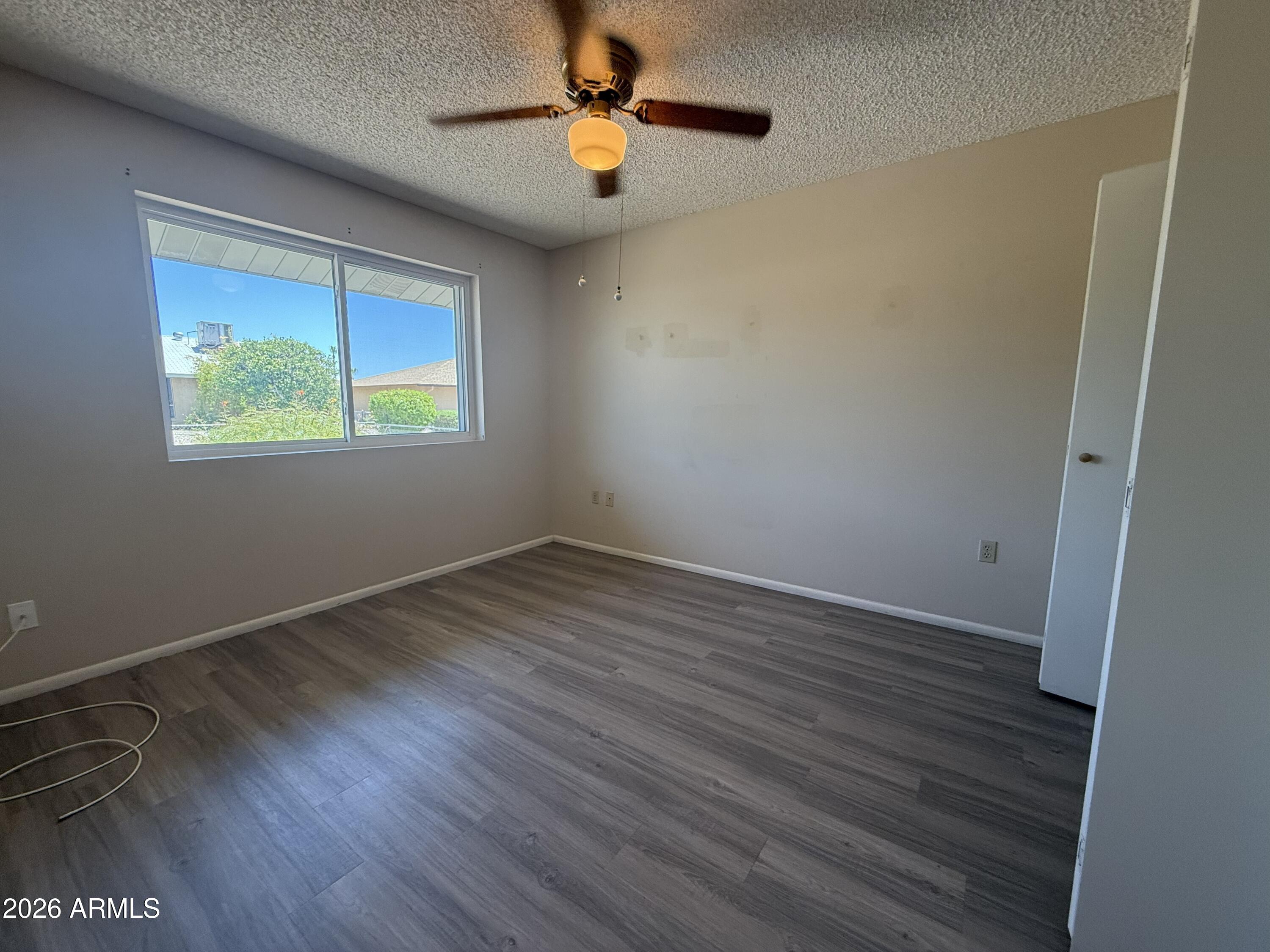 10346 West Mountain View Road Sun City, AZ 85351 - Photo 16 of 31 IMG_3319