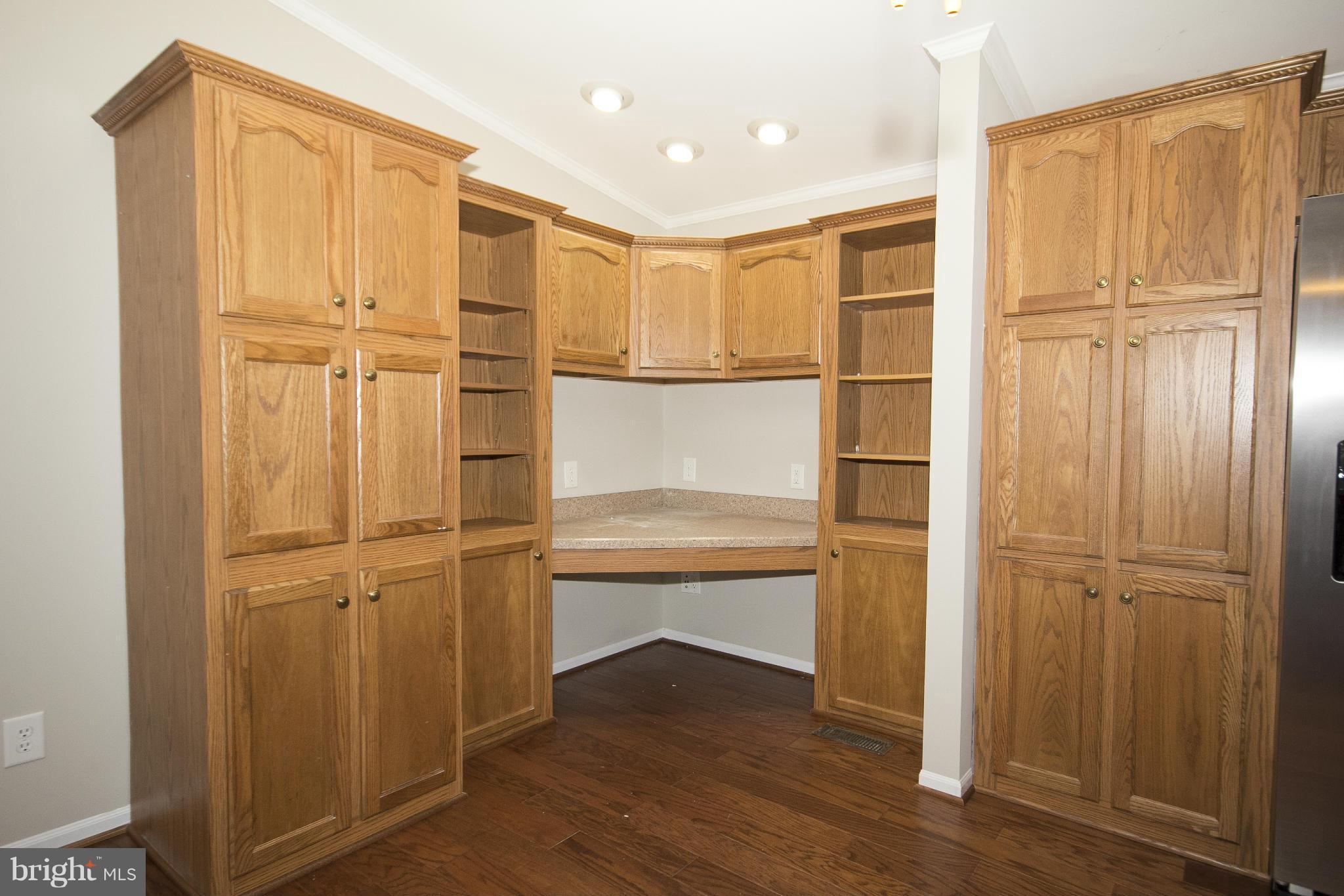 808 Miller Road Parkton, MD 21120 - Photo 13 of 29 Interior (General)