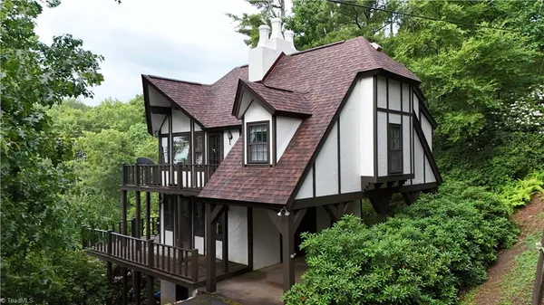 $297,000 | 54 Overlook Way, Fancy Gap, VA 24328