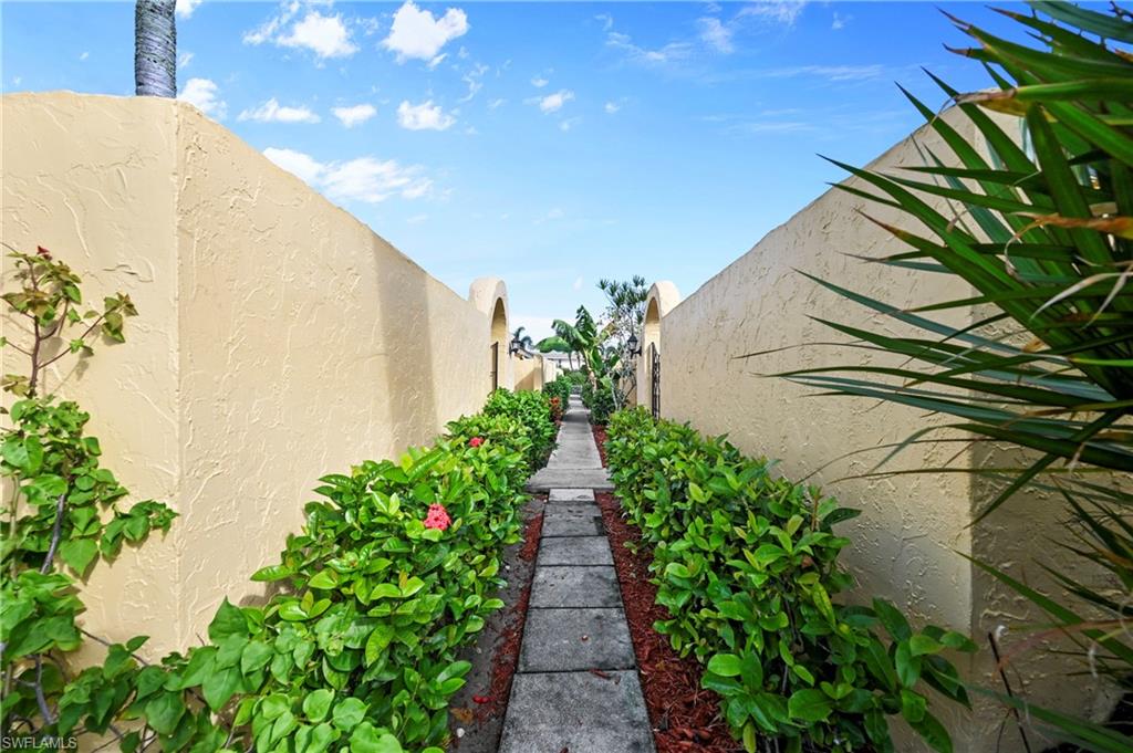 146 Harrison Road, Unit K1 Naples, FL 34112 - Photo 44 of 44 Walk way private