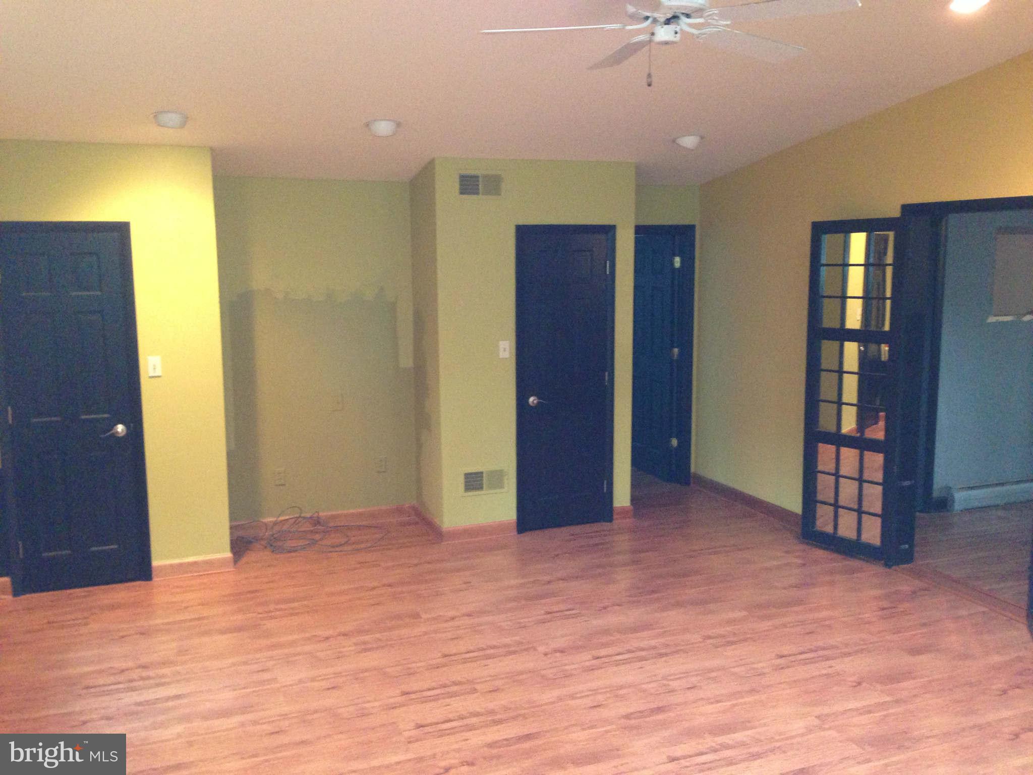 7561 Morgan Road Woodbine, MD 21797 - Photo 10 of 26 Family Room