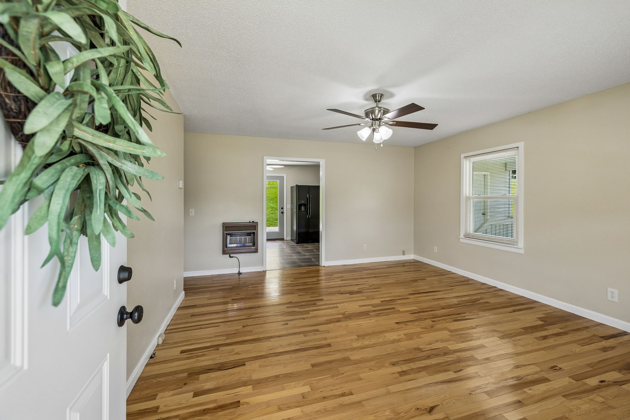 14 Morris Lane Carthage, TN 37030 - Photo 12 of 31 a view of an empty room with potted plants