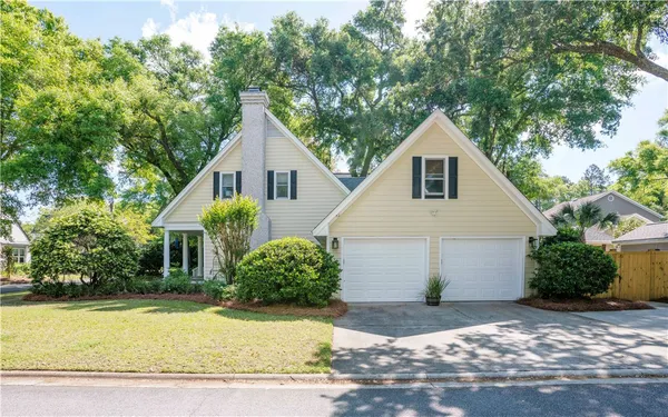 $699,000 | 109 Rosemont Street, St. Simons Island, GA 31522