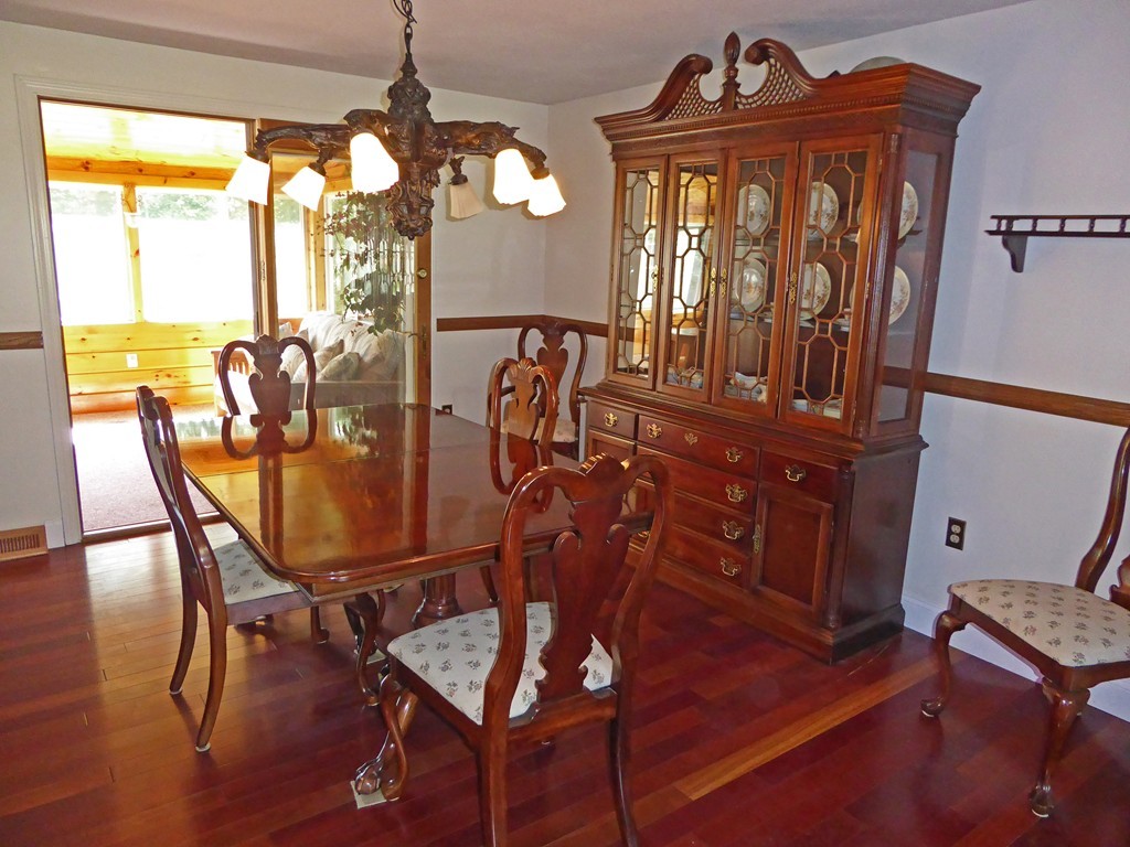 167 Lexington Road Dracut, MA 01826 - Photo 12 of 24 Gallery Image 12