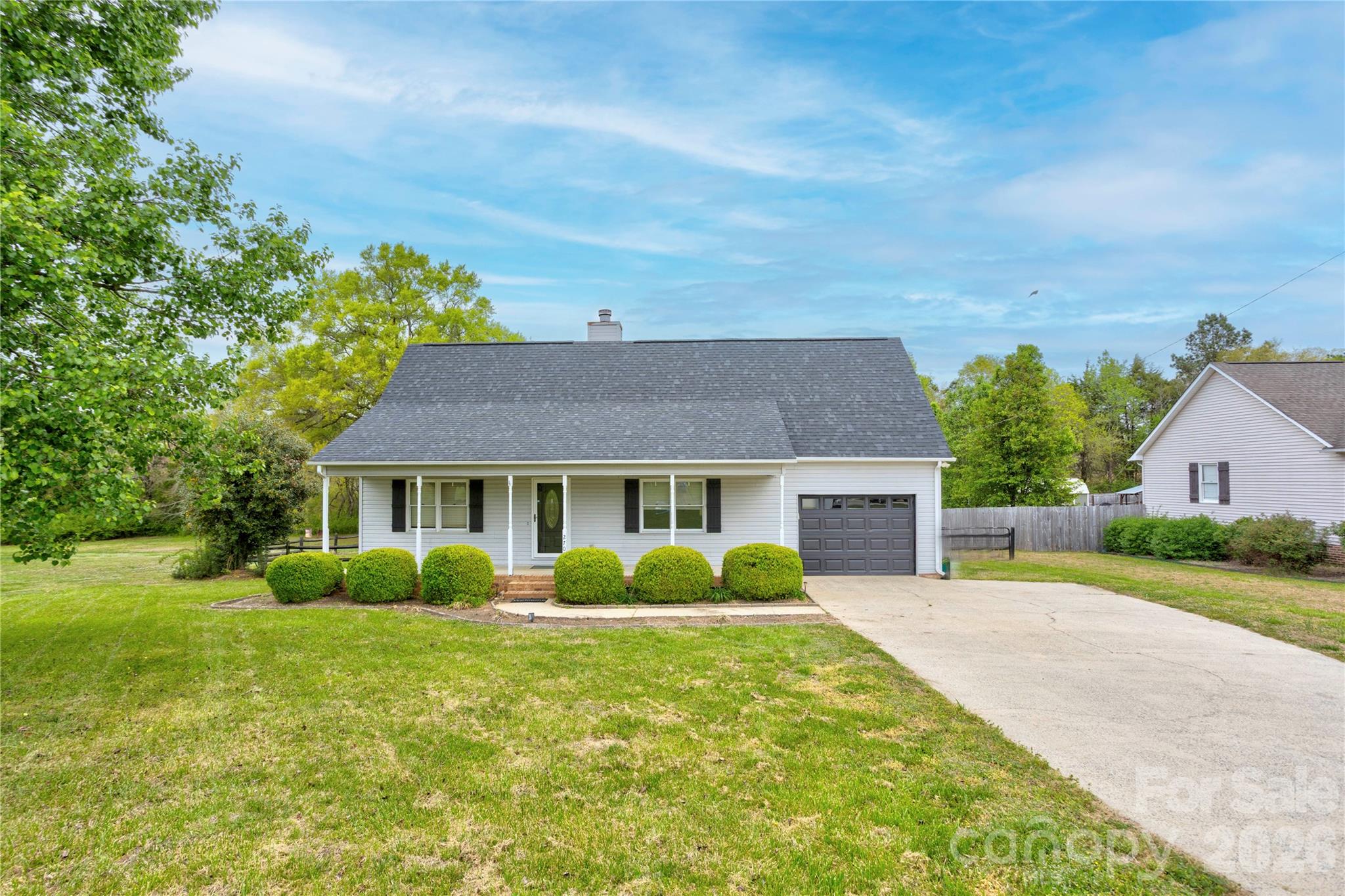 2705 Plantation Way Albemarle, NC 28001 - Photo 2 of 26