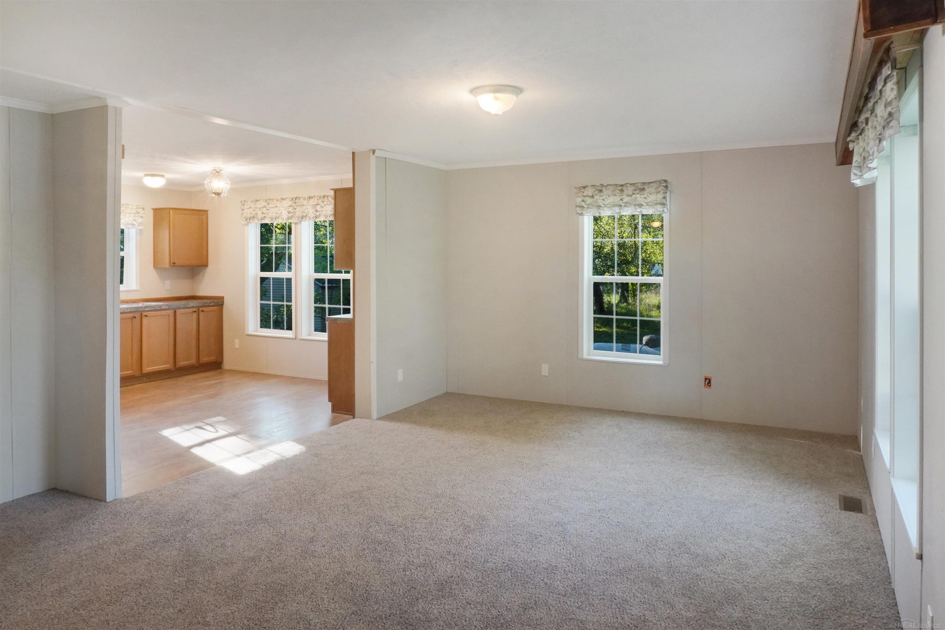 8910 Jorden Road Yale, MI 48097 - Photo 4 of 40 Gallery Image 4