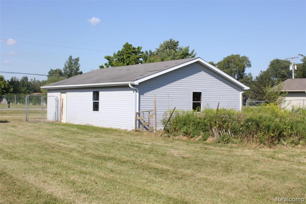 3489 West Wilson Road Clio, MI 48420 - Photo 11 of 24