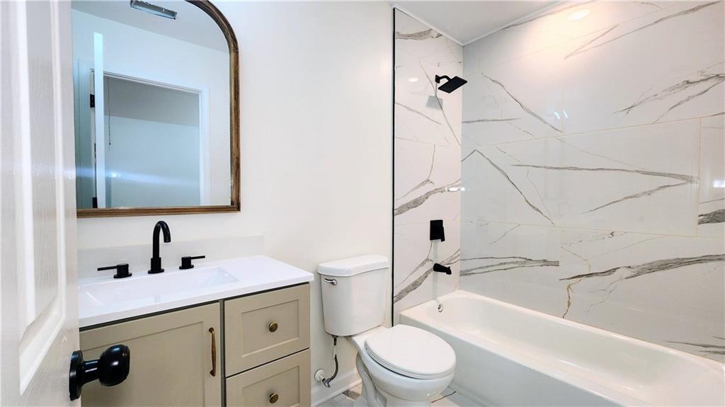 2520 Carolina Ridge Riverdale, GA 30296 - Photo 8 of 21