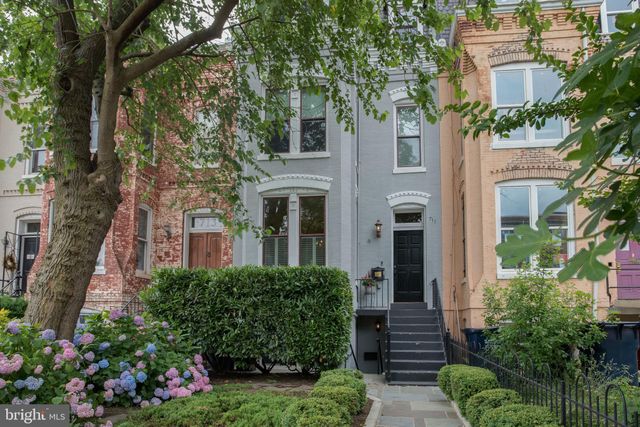 $1,630,000 | 711 Massachusetts Avenue Northeast, Washington, DC 20002