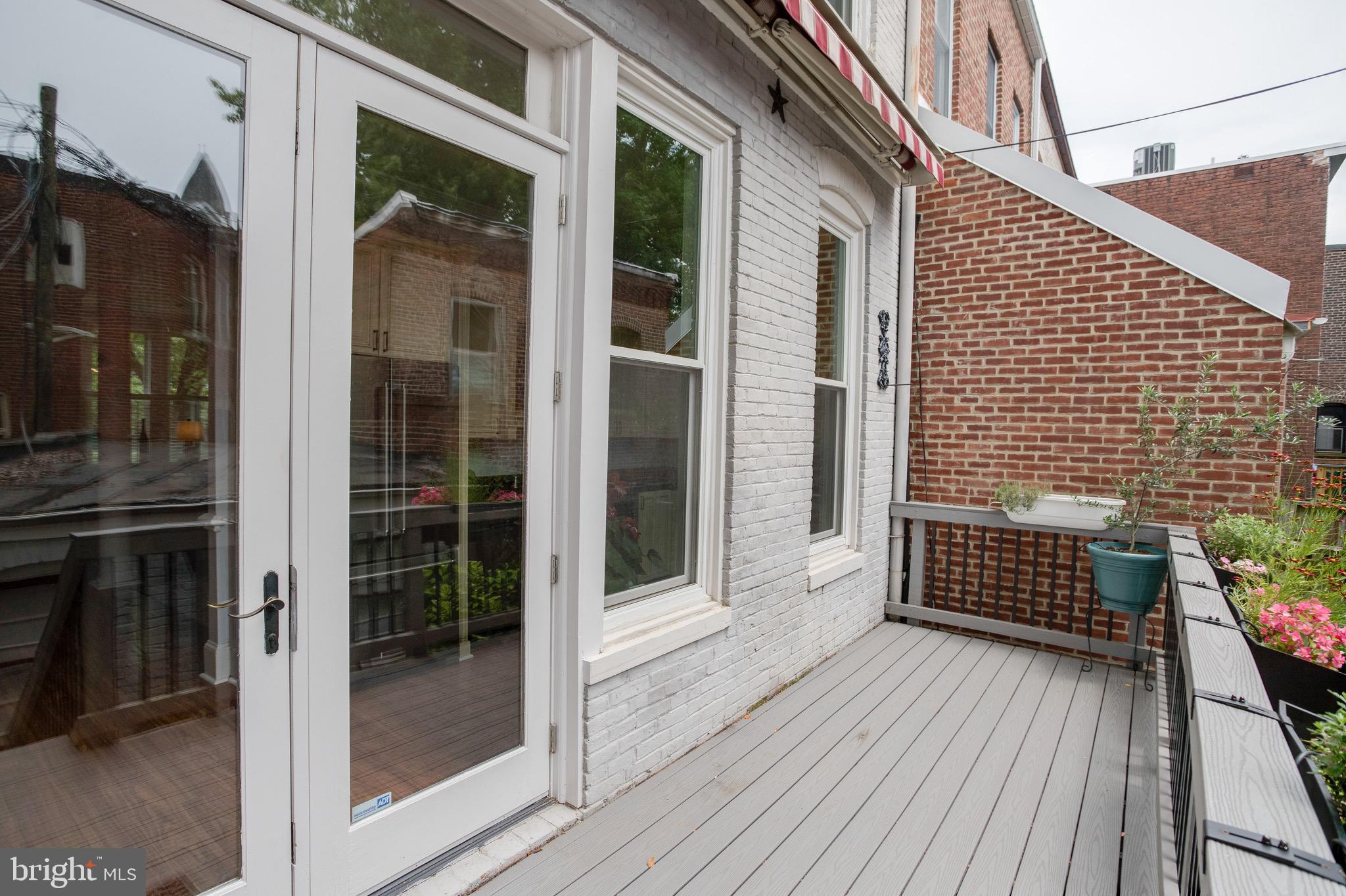 711 Massachusetts Avenue Northeast Washington, DC 20002 - Photo 5 of 68