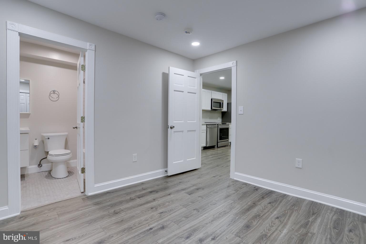 711 Massachusetts Avenue Northeast Washington, DC 20002 - Photo 64 of 68 Spacious bedroom