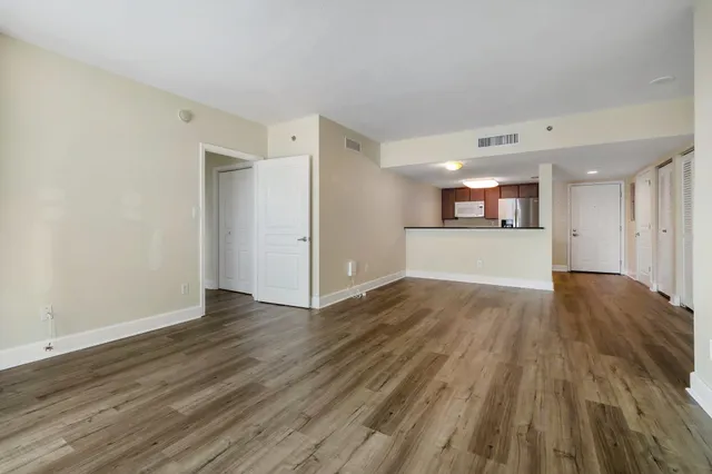 $299,000 | 300 South Duval Street, Unit 612, Tallahassee, FL 32301