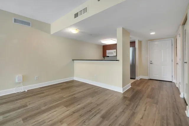 $299,000 | 300 South Duval Street, Unit 612, Tallahassee, FL 32301