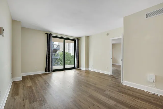 $299,000 | 300 South Duval Street, Unit 612, Tallahassee, FL 32301