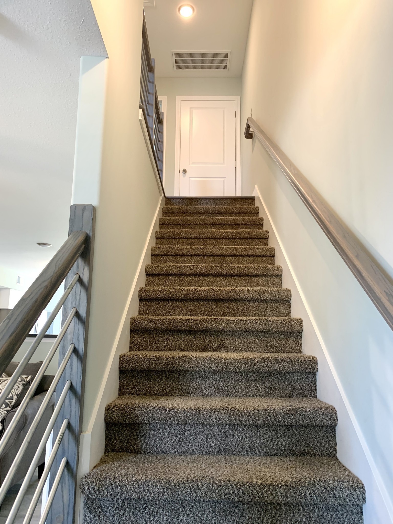 915 Sinclair Drive, Unit 103 Clarksville, TN 37042 - Photo 15 of 31 a view of entryway