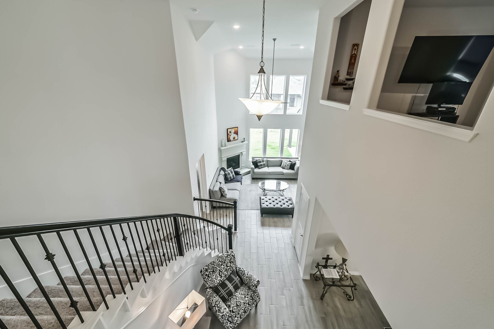 1711 Country Air Lane Missouri City, TX 77459 - Photo 5 of 29 a view of a living room and dining room