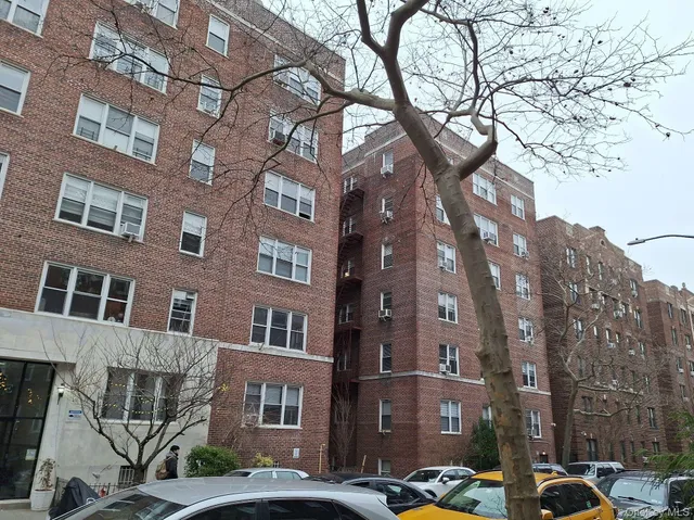 $299,900 | 35-21 79th Street, Unit 4E | Jackson Heights