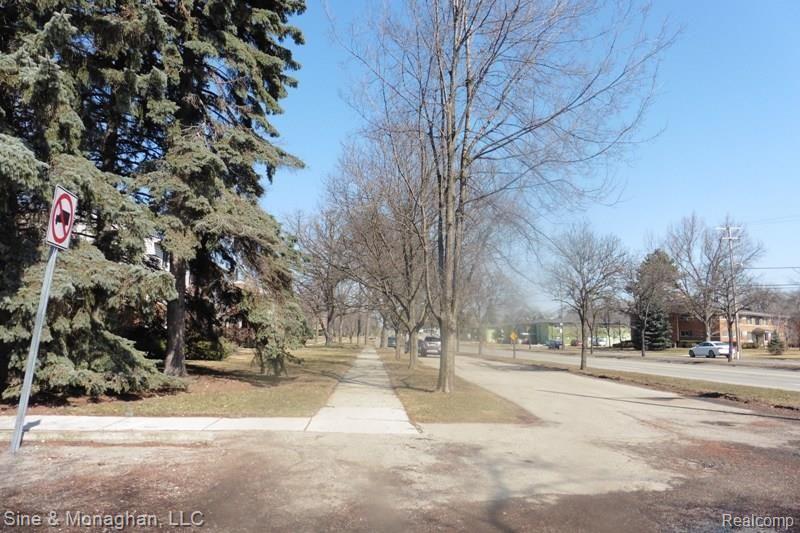 931 North Adams Road, Unit 8 Birmingham, MI 48009 - Photo 24 of 24