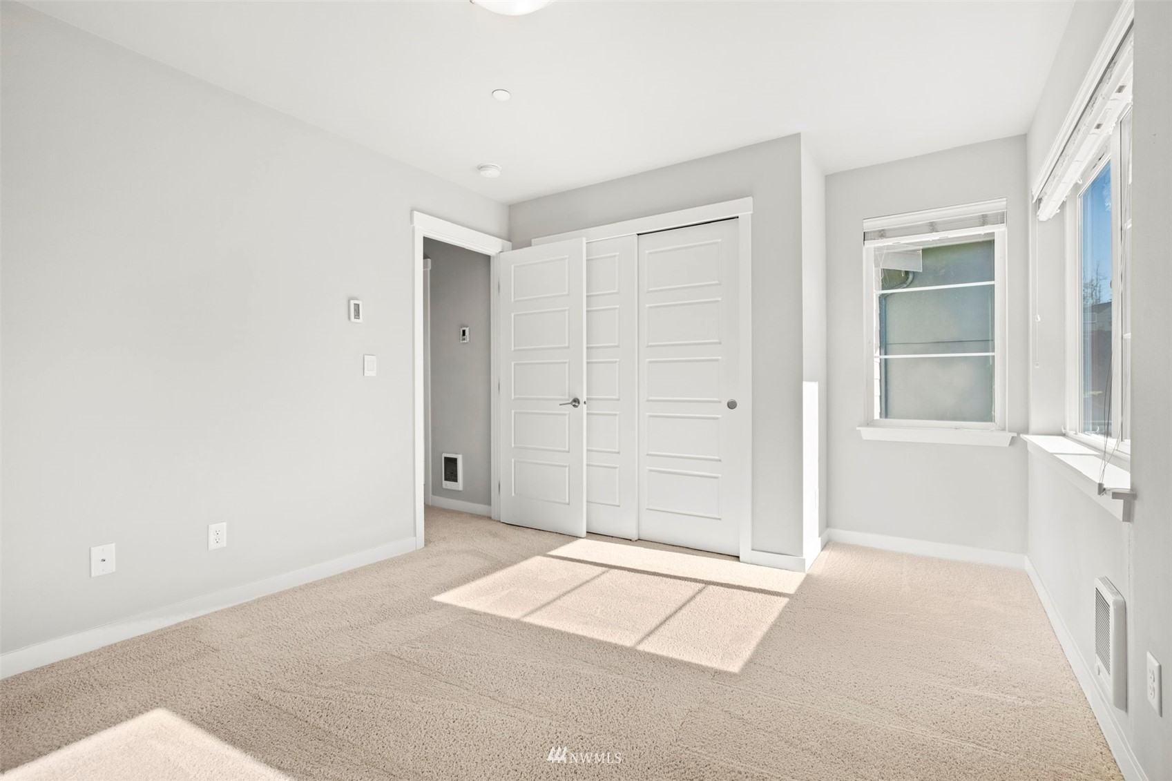 1325 Seattle Hill Road, Unit F1 Bothell, WA 98012 - Photo 17 of 34