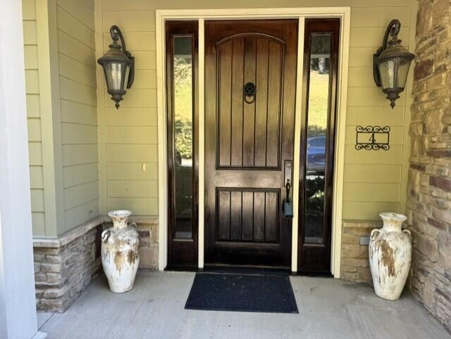 347 Ivy Gate Ridge, Unit STE 4 Dalton, GA 30720 - Photo 4 of 49 347 Ivey Gate #4 front door