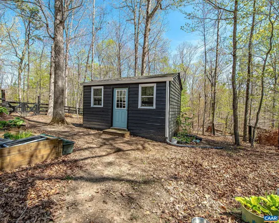 $1,100,000 | 9130 Totier Creek Road, Scottsville, VA 24590