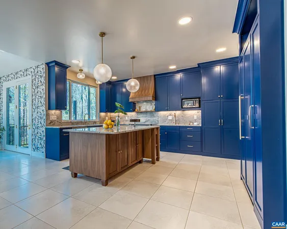 $1,100,000 | 9130 Totier Creek Road, Scottsville, VA 24590