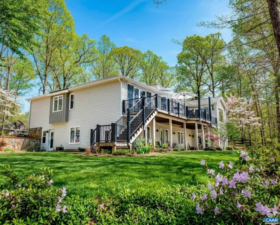 $1,100,000 | 9130 Totier Creek Road, Scottsville, VA 24590