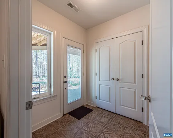 $1,100,000 | 9130 Totier Creek Road, Scottsville, VA 24590