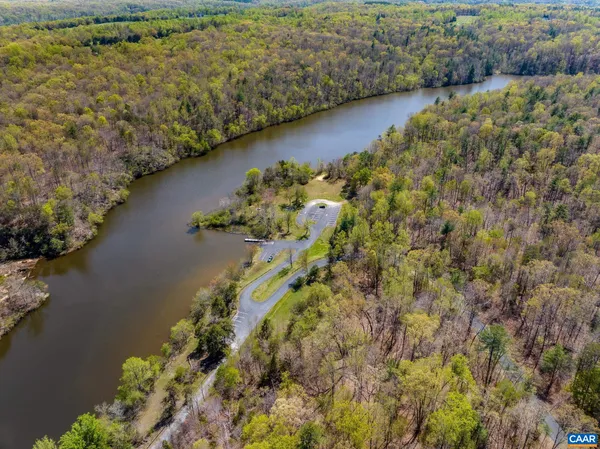 $1,100,000 | 9130 Totier Creek Road, Scottsville, VA 24590