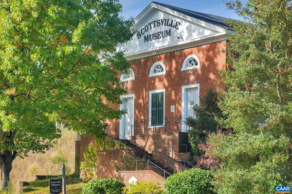 $1,100,000 | 9130 Totier Creek Road, Scottsville, VA 24590