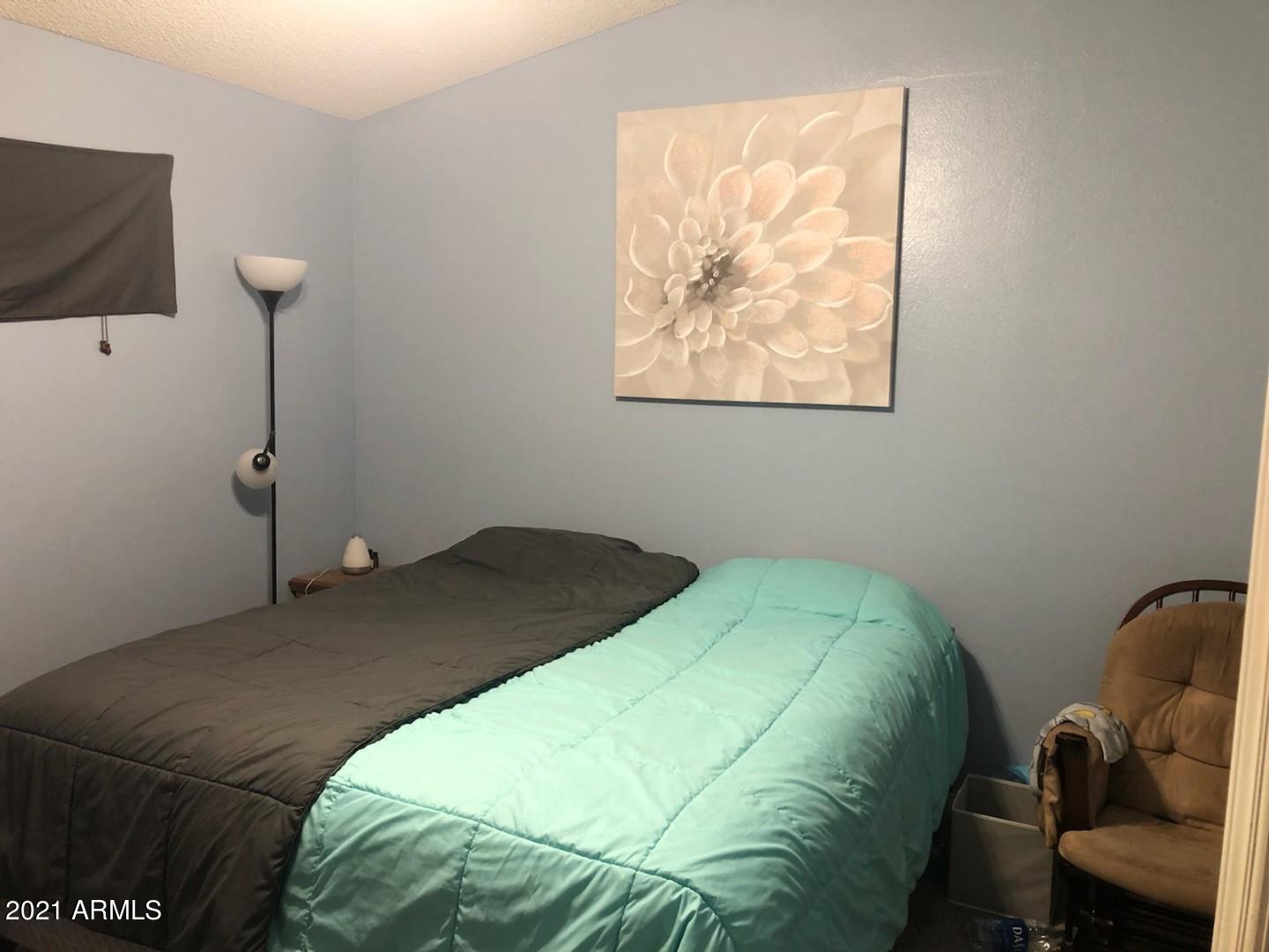 7030 South 42nd Street Phoenix, AZ 85042 - Photo 11 of 15 Master Bed