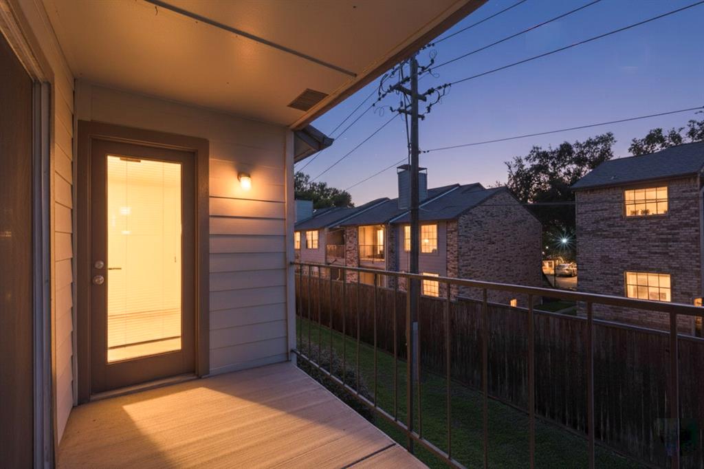 5300 Keller Springs Road, Unit 2062 Dallas, TX 75248 - Photo 27 of 27 a view of a balcony