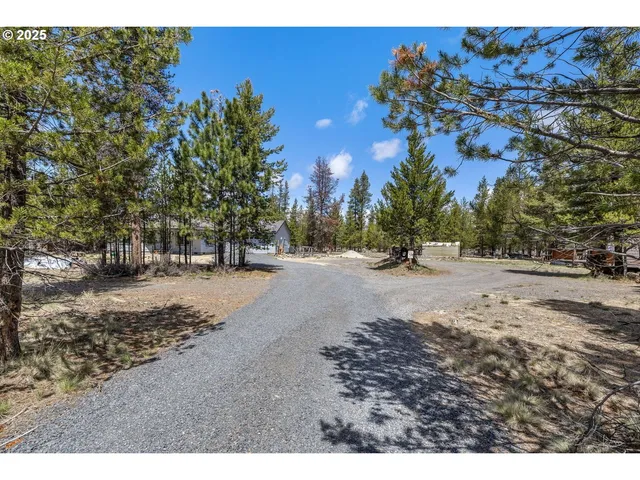 $449,900 | 11421 Burlwood Road, La Pine, OR 97739