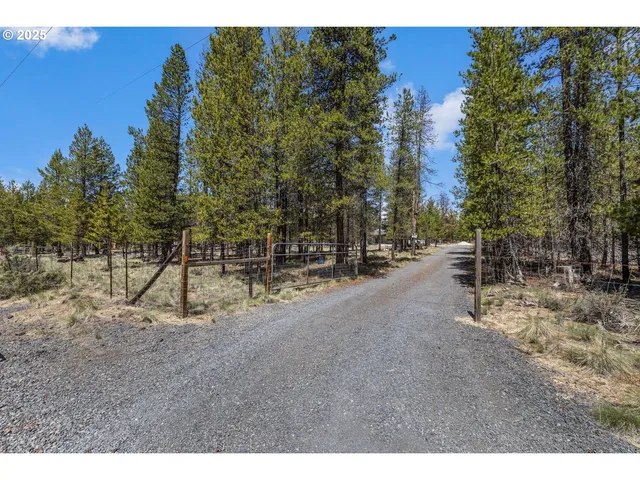 $449,900 | 11421 Burlwood Road, La Pine, OR 97739