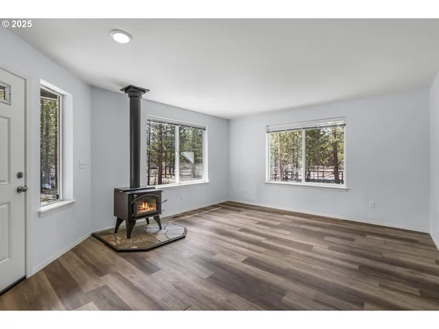 $449,900 | 11421 Burlwood Road, La Pine, OR 97739