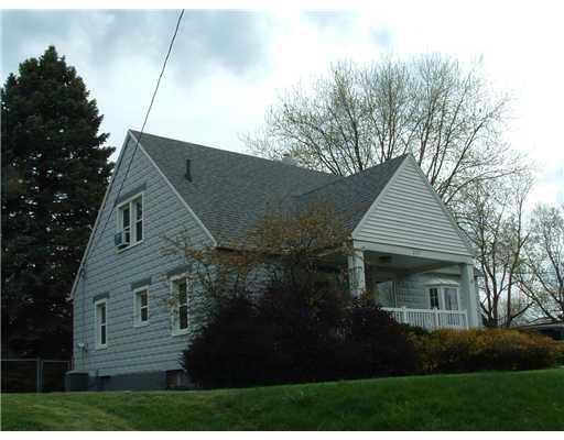 2307 Sunset Avenue Springfield, OH 45505 - Photo 1 of 25