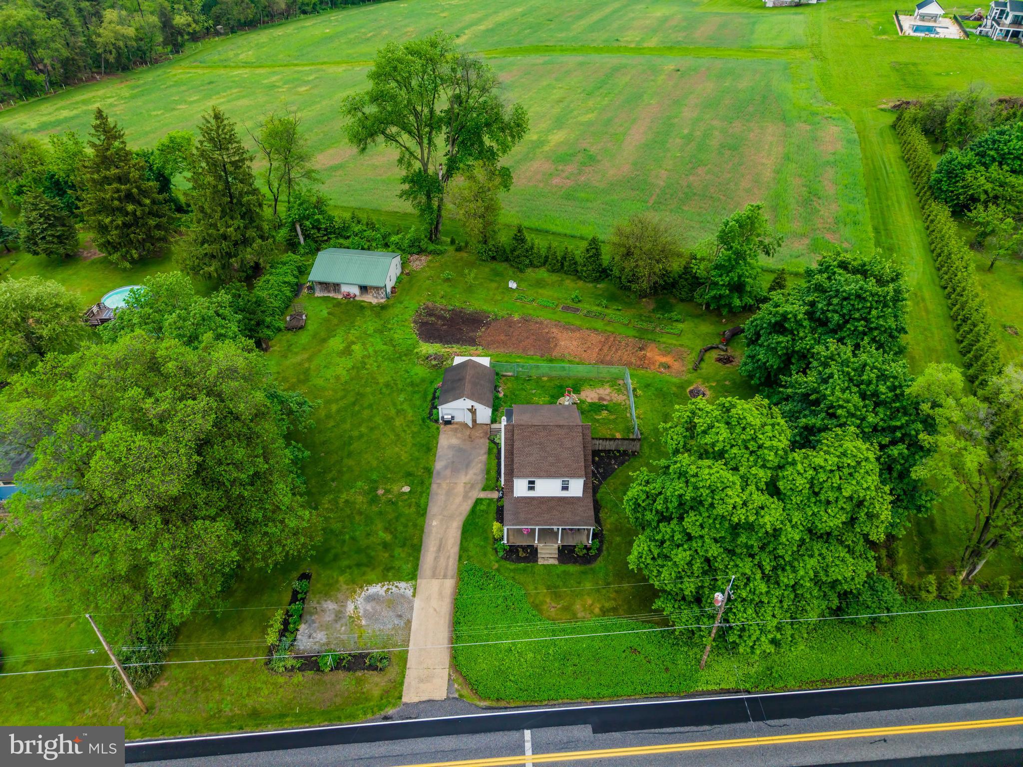 446 Big Mt Road Thomasville, PA 17364 - Photo 38 of 43 Gallery Image 38