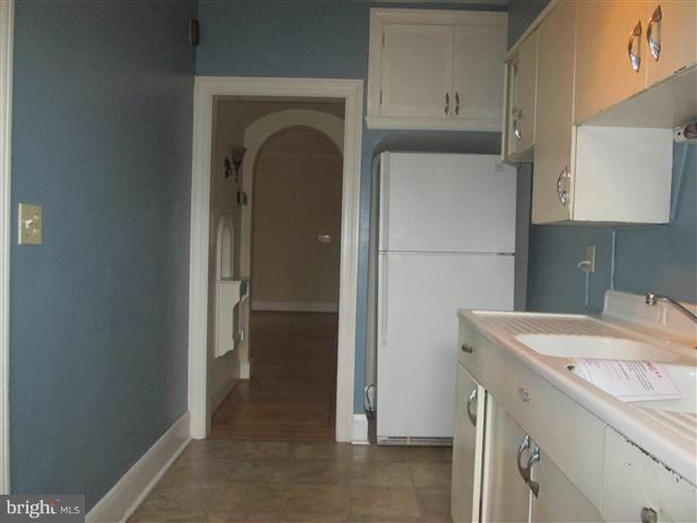 3711 Rexmere Road Baltimore, MD 21218 - Photo 9 of 23 a utility room with dryer and washer