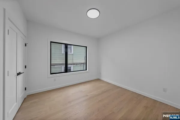 $7,500 | 74 Liberty Place, Unit 1, Palisades Park, NJ 07650