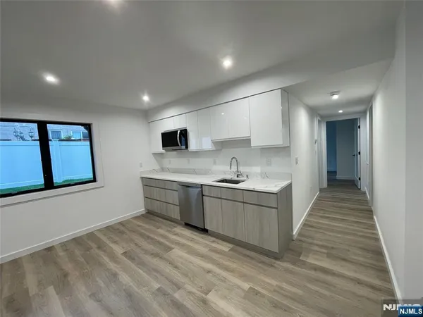 $7,500 | 74 Liberty Place, Unit 1, Palisades Park, NJ 07650